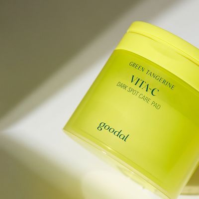 Green Tangerine Vita-C Dark Spot Care Pads