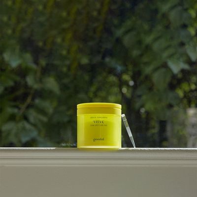 Green Tangerine Vita-C Dark Spot Care Pads